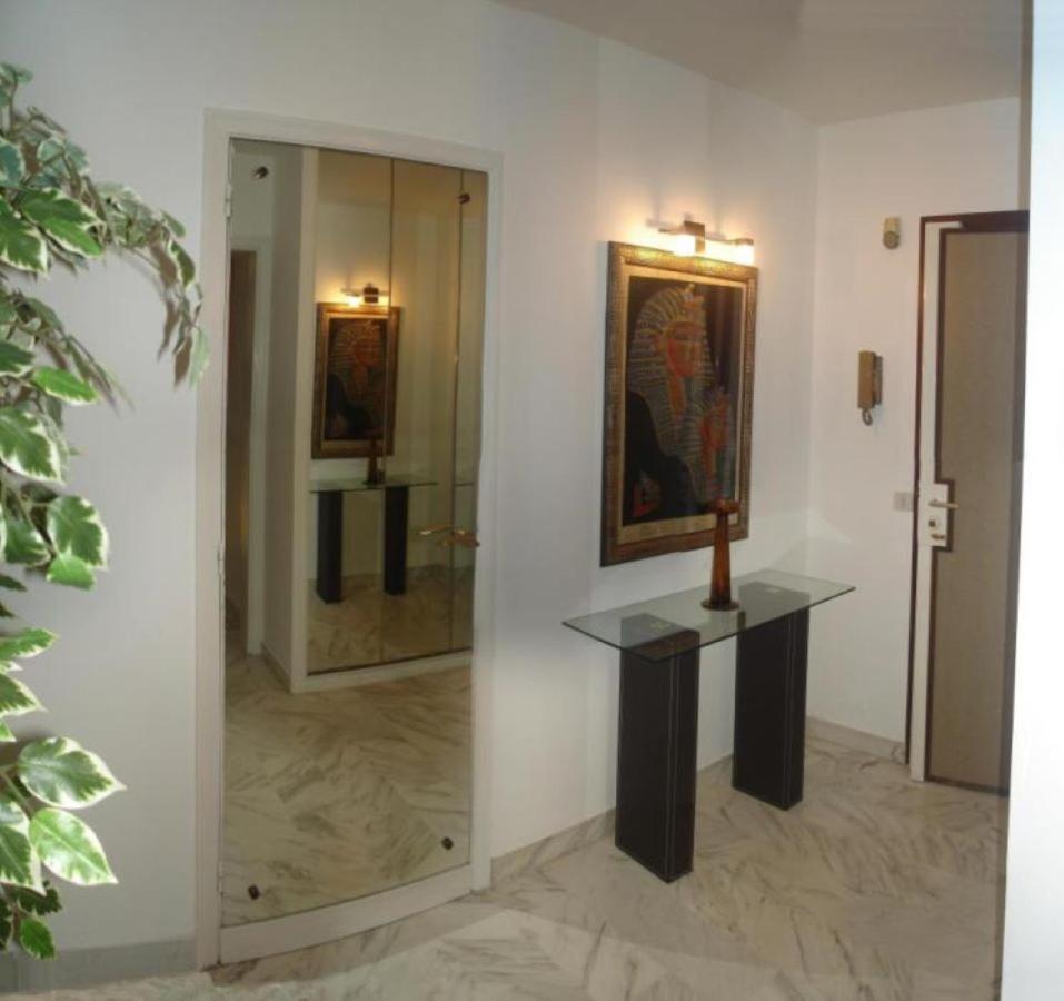 Appartement F3 Vue Mer Et Croisette Cannes Exteriör bild